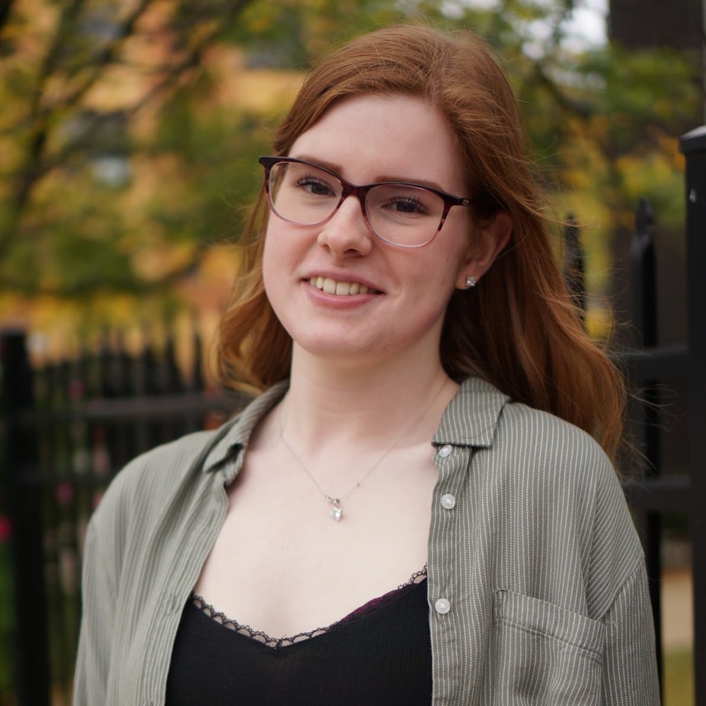Meet your Posher, Lauren